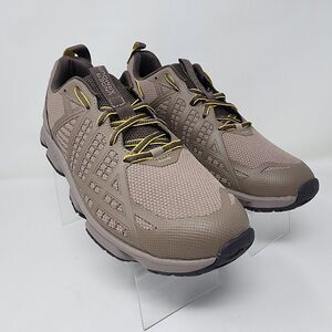 Under Armour Running Shoes Mens 9 Brown Micro G Strikefast Gym Hiking Sneakers